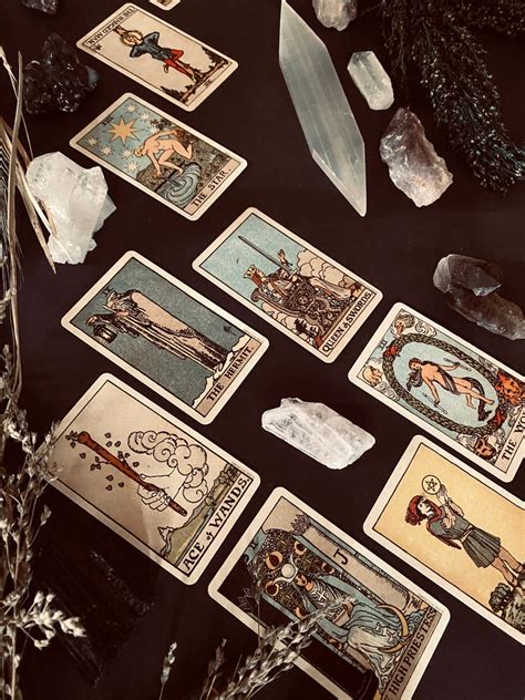 The nature loving witch tarot guidebook
